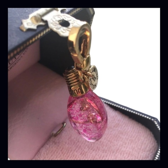 Juicy Couture Limited Edition Light Bulb Charm - Picture 2 of 15
